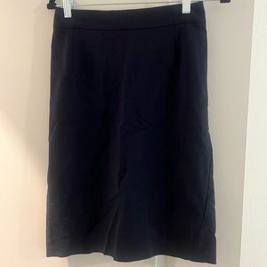 Size 4 Theory navy blue skirt